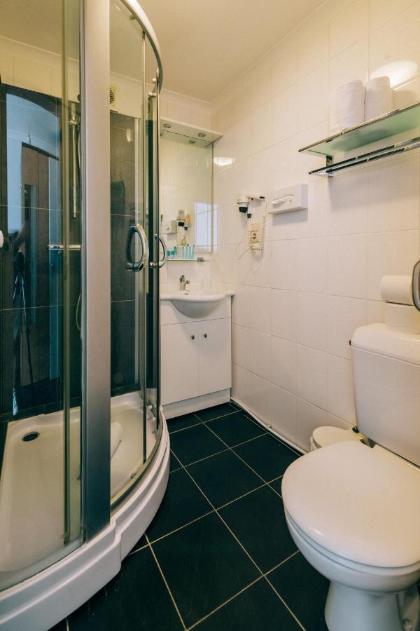 Hotel De Kalvaar Ninove Extérieur photo